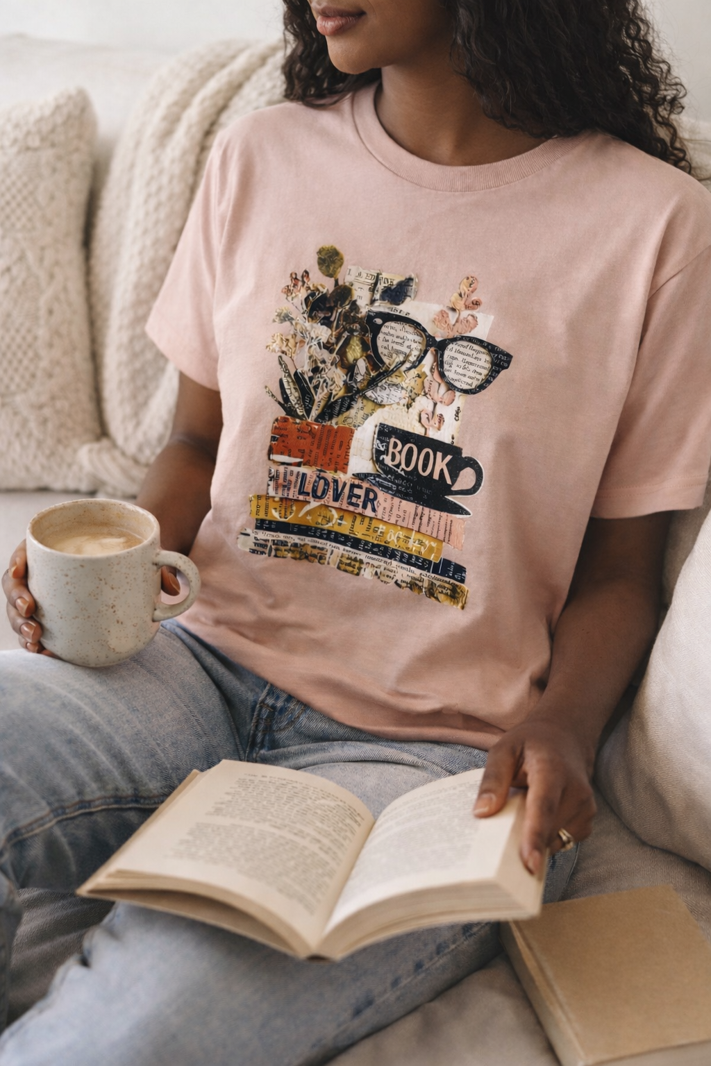 Book Lovers Tee